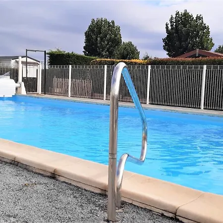 Lilonna - Piscine Partagee Кемпинг *